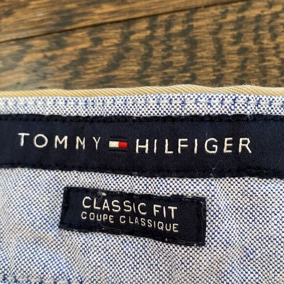 Tommy Hilfiger shorts size 36 - Picture 3 of 3